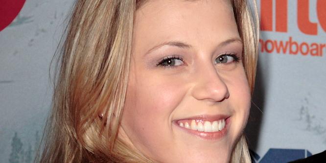   Wishing Jodie Sweetin a Happy 33rd Birthday!  damn she got HOTTT!