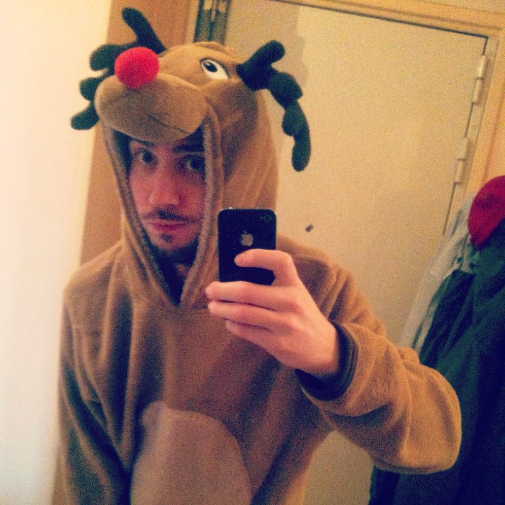 kakooland's tweet photo. Don't be jealous ! #PartyAnimals #SoftHairy http://t.co/B8ggbjZDAe