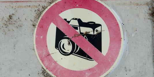 Les patrons en rêvaient, la gauche le fait : bientôt une loi sur le "secret des affaires"
lemonde.fr/economie/artic…