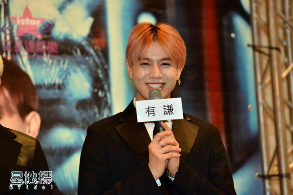 B7tM9ylIcAAR_oS.jpg:large