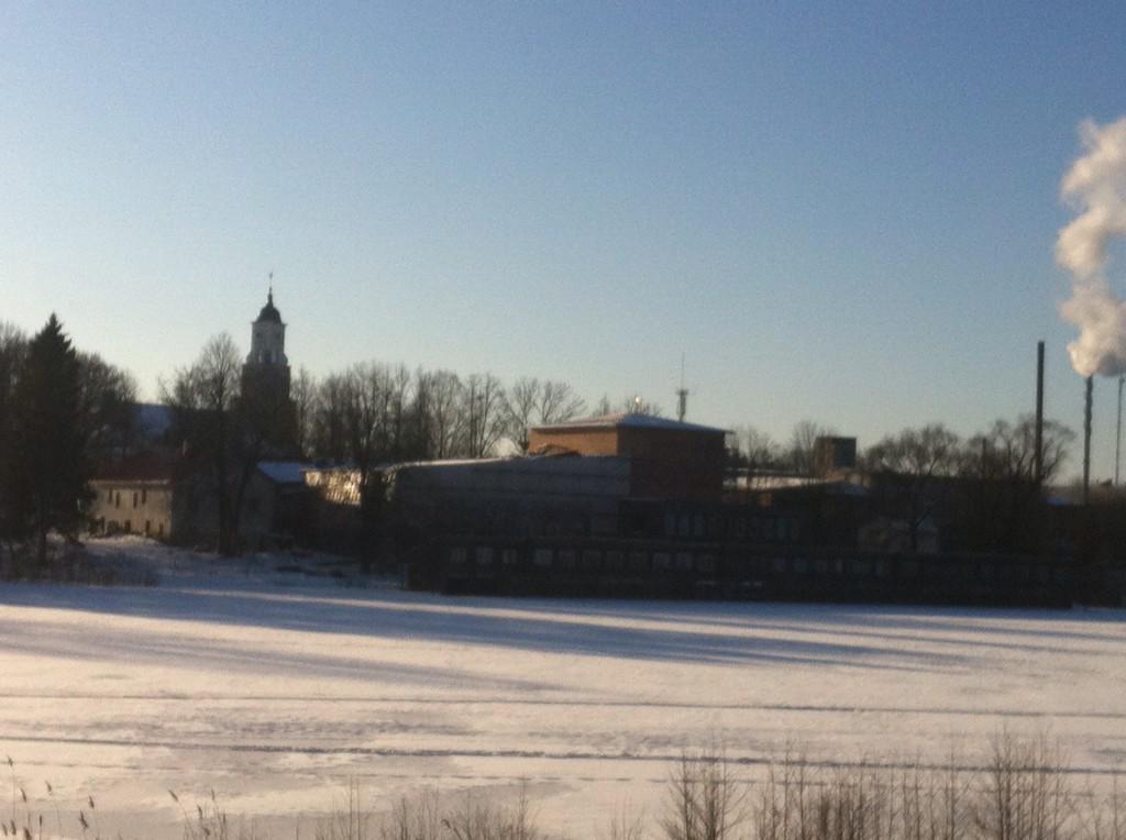 No šīs puses varētu padomāt, ka Alūksnes T/N būs apvienots ar laivu būdām-tas būtu ekskluzīvi ;) @Aluksnes_novads