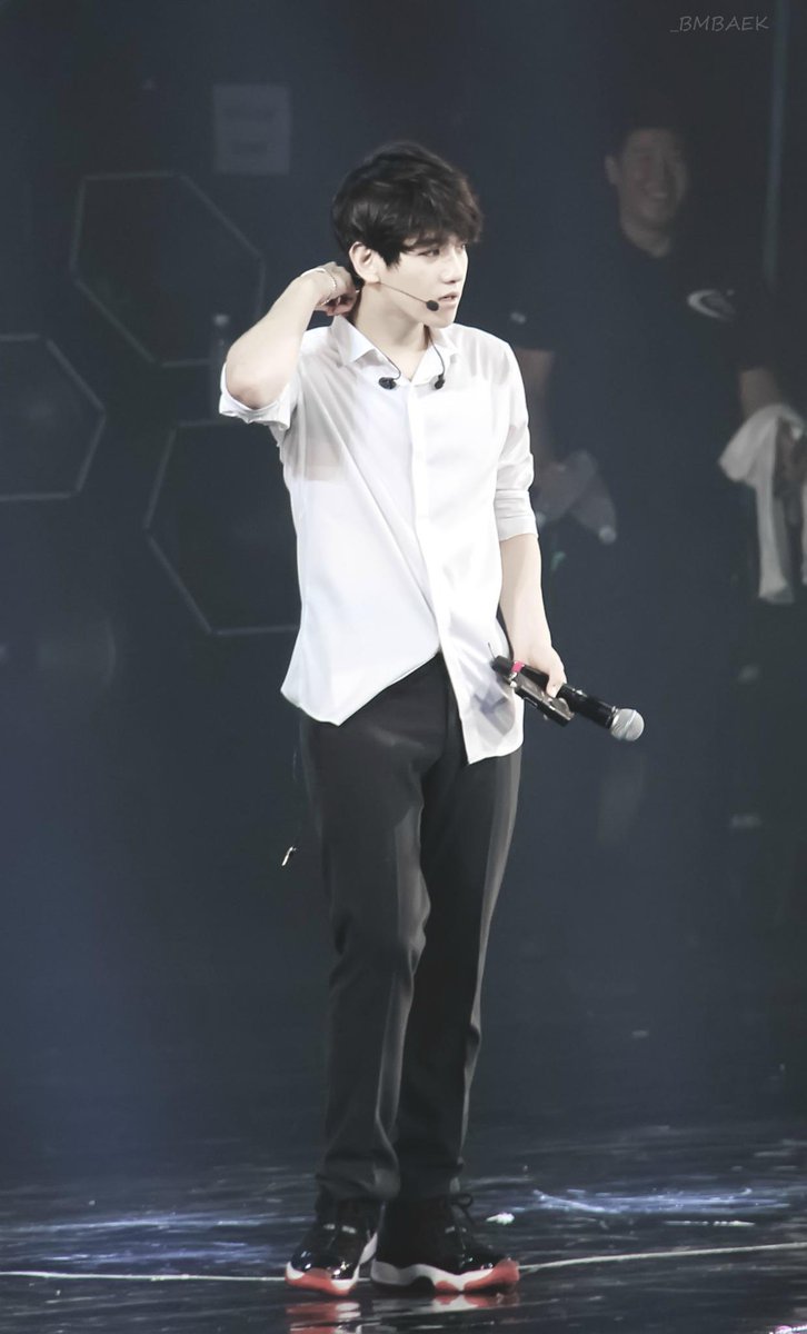 Baek_Fanbase's tweet photo. [HD] 140830 Baekhyun TLP GZ (_BMBaek // cy61_) http://t.co/fu59yhWLy1 http://t.co/FDIbMv4hGV http://t.co/uli2XHExOv http://t.co/X30nCw2UOu
