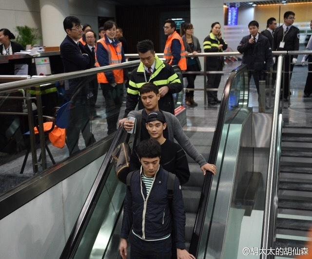 B7thy5qCAAE4aDQ.jpg:large