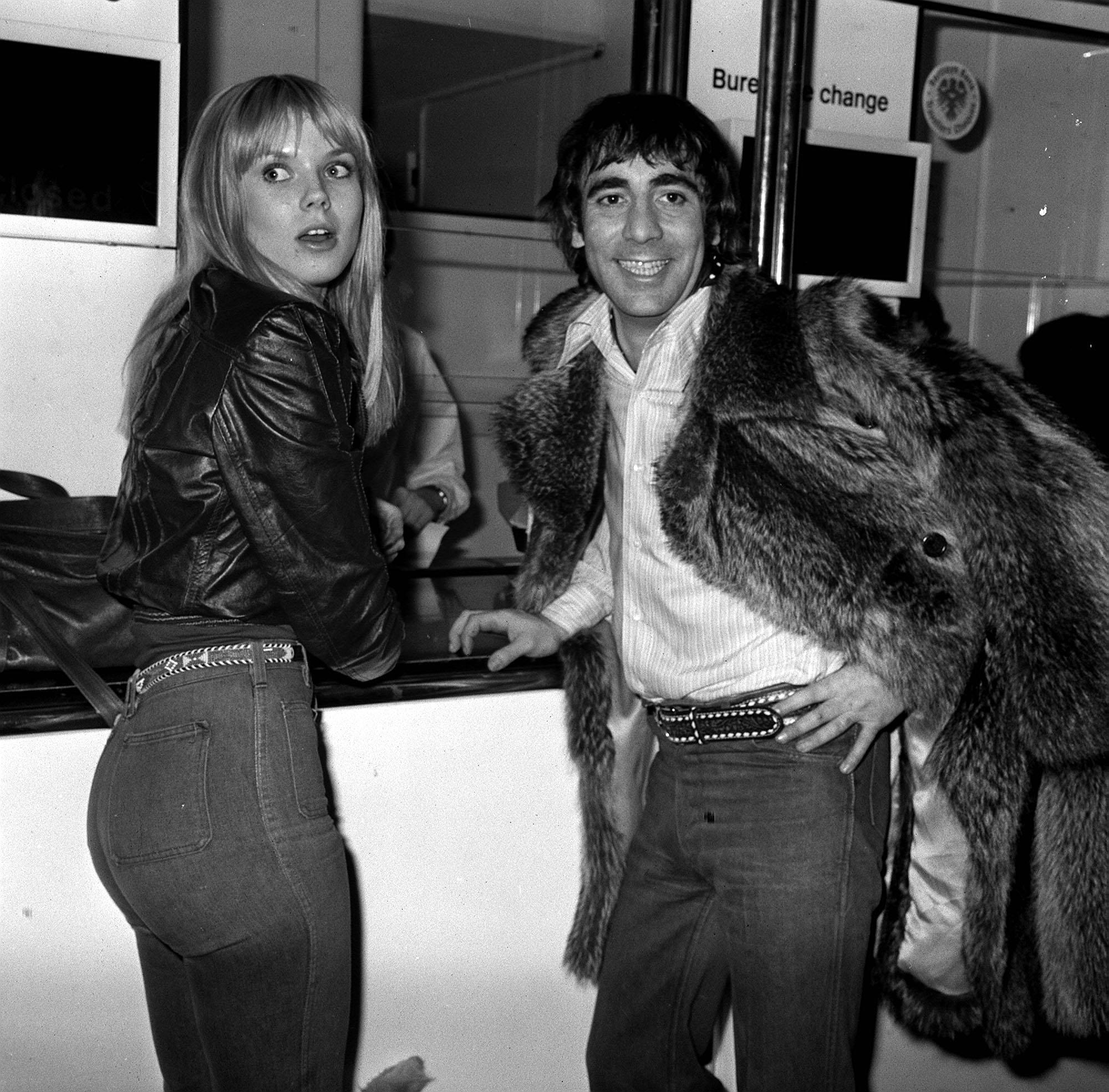 Rob Baker on X: "Keith Moon with his girlfriend Annette Walter-Lax in 1975.  After he died she married Gareth Hunt. http://t.co/08p61EblcG" / X
