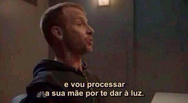 jennlivs's tweet image. "axl rose e um gordo acabado que nao canta mais nada"