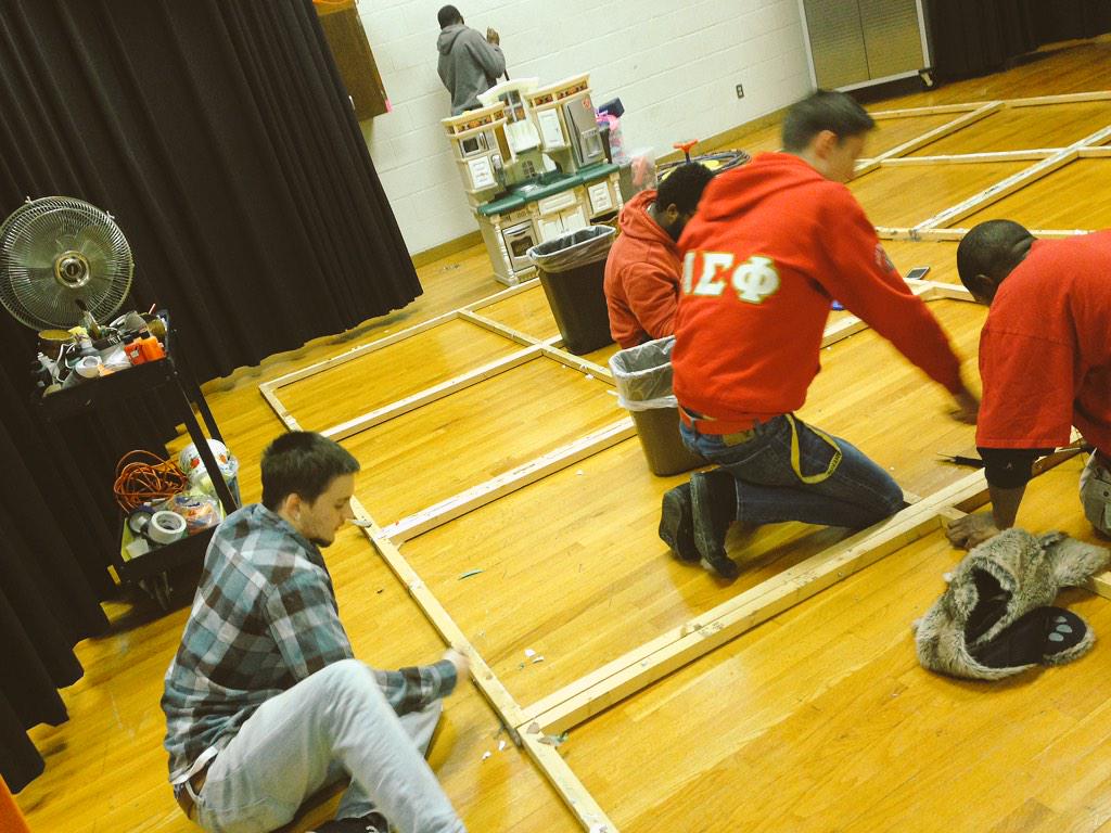 DiscontAcct's tweet image. Community service at Crosby Park Elementary! Had a great time giving back today! #Charity #MLKDay2015 @alphasigs