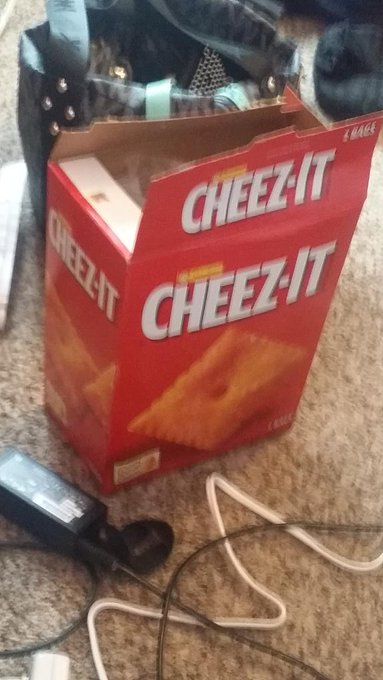 Yepp... just super sized my @cheezit's! 😂😂 http://t.co/QdUe2M2eWu<a class="tags" target="_blank" title="On Twitter" href="/?out=eyJ0eXAiOiJKV1QiLCJhbGciOiJIUzUxMiJ9.eyJpYXQiOjE3MjExNDg0MjAsImlzcyI6InR3cG9ybnN0YXJzLmNvbSIsIm5iZiI6MTcyMTE0ODQyMCwiZXhwIjoxNzUyNjg0NDIwLCJyZWRpcmVjdF91cmwiOiJodHRwczovL3R3aXR0ZXIuY29tL2NoZWV6aXQifQ.LXyt0R7Fno4VGnag2NHS6TQstjy0pwr1g_wVD4s1crqOBFR0S3_VpnhGclc6kklbOFD4cjOQ4V0odOWQMdEm2A">@cheezit</a>