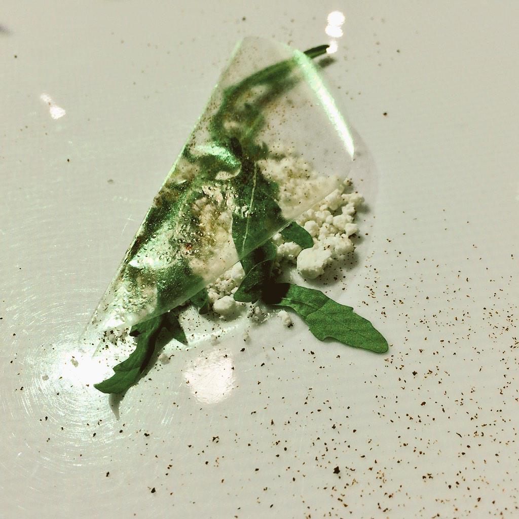 Pizza invisible <a href="/BrelRestaurante/">Restaurante Brel</a> #Diversion #food