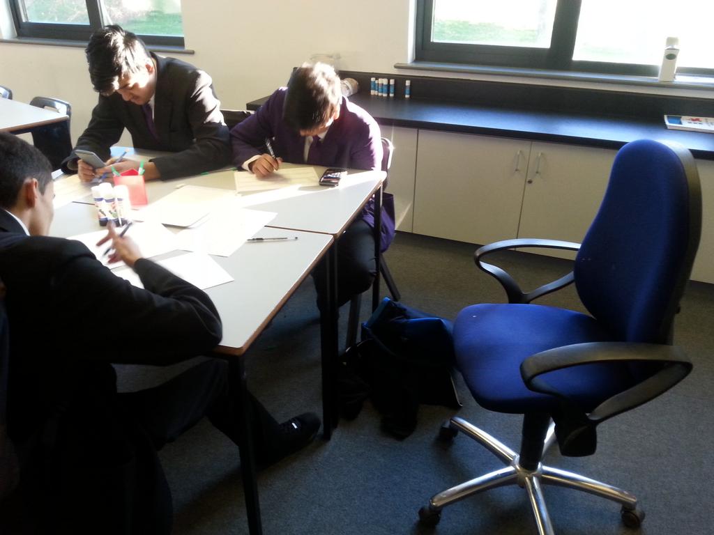 rai_maths's tweet photo. @AldersleyHighSc 
Some serious maths going on today
Keep it up lads #mathematicians http://t.co/BkScFO17Ux