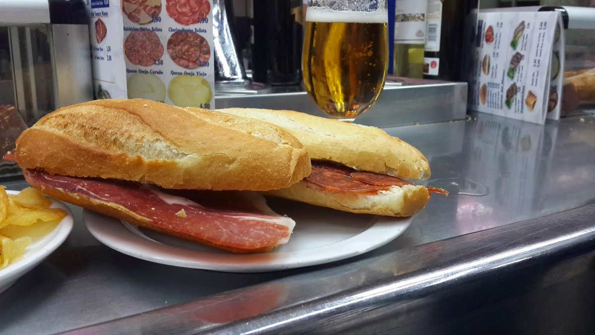 museodeljamon's tweet photo. Promos del Museo: Bocata Jamón 1€, Bocata Chorizo 1€, Copa de Cerveza 0,70€. Nuestros precios no tienen rival. RT http://t.co/YFAdceMJ3S