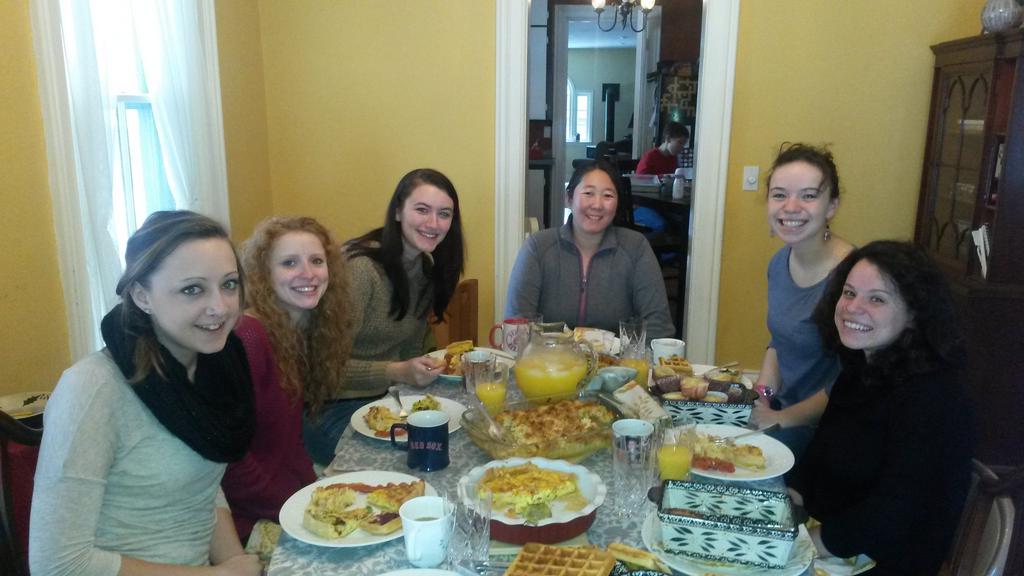mcsscience's tweet photo. Wonderful breakfast with some of our favorite science students. #mlkbfast #mcsawesome http://t.co/3tz5XbHskG