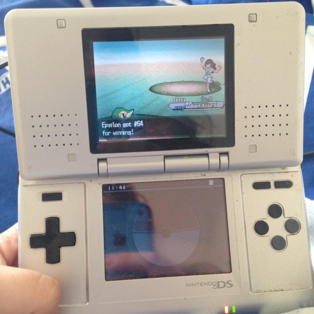 LadyJunipers's tweet image. {{new game old console}}