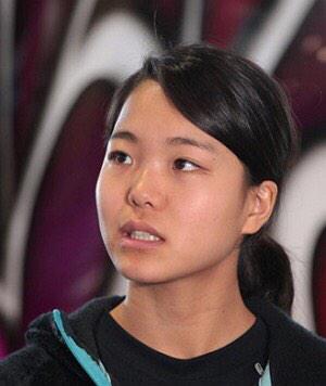 嶋田 和也 En Twitter スキーの高梨沙羅のcm見ていつも思うけど 芸人のイモトアヤコとめっちゃ似てると思うんだよね 違うとしたら太い眉毛ぐらいだよね笑 Http T Co 1dqy745w4b