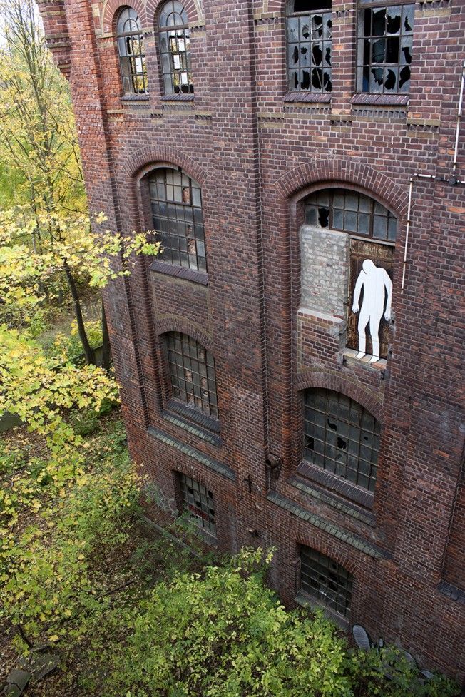 StreetArtBuzz's tweet photo. [ via http://t.co/ZaO5v9RbwE ] Daan Botlek - street https://t.co/D2S8wRoqFW #urbanart #streetart #design http://t.co/tAhvZitQCp