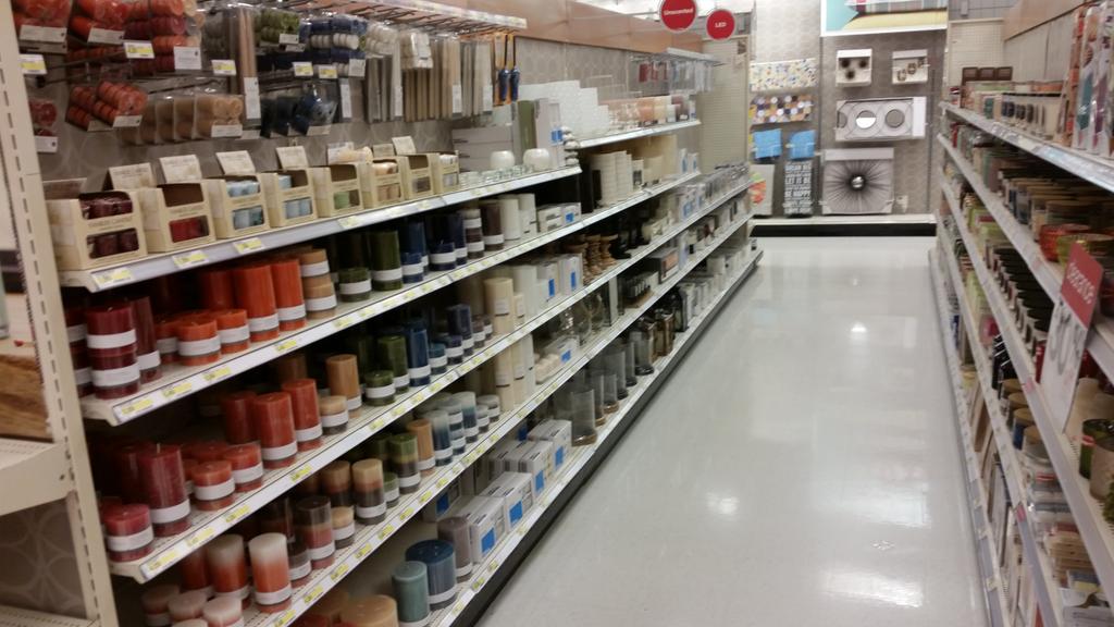 jharrison922's tweet photo. #NoOuts, #SellSomeStuff http://t.co/4WXif1EsWN