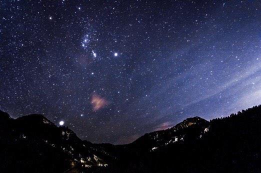 ___wanderers___'s tweet photo. "There was nowhere to go but everywhere so just keep on rolling under the stars" http://t.co/3KNlhQDQxa