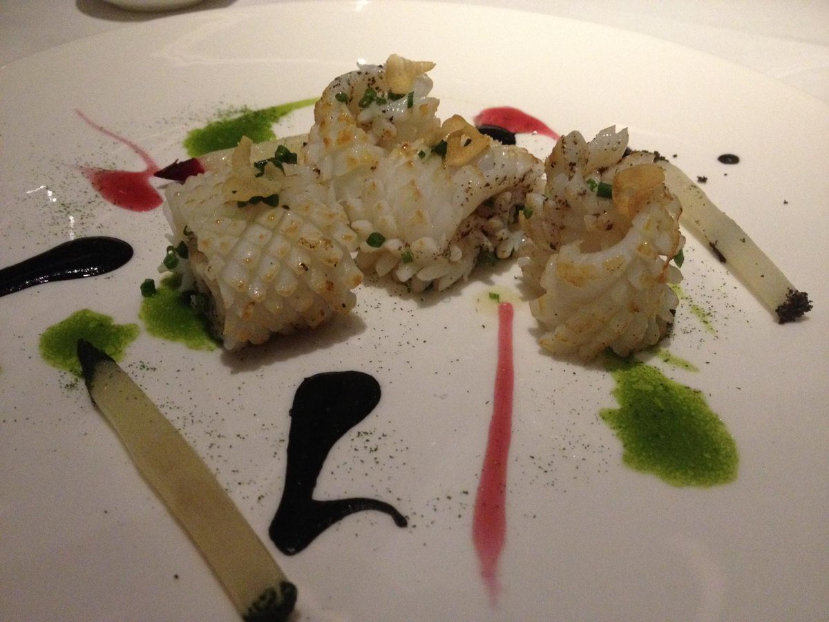 MichelinGuideUK's tweet photo. Contemporary Basque cuisine: squid and stunning suckling pig @AmetsaArzak  #MichelinStar http://t.co/mnX7L79NRa