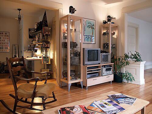 fantailmedia's tweet image. @carolineroyce I miss my old "office" space that had just enough natural light; a favorite former residence. #IKEAed