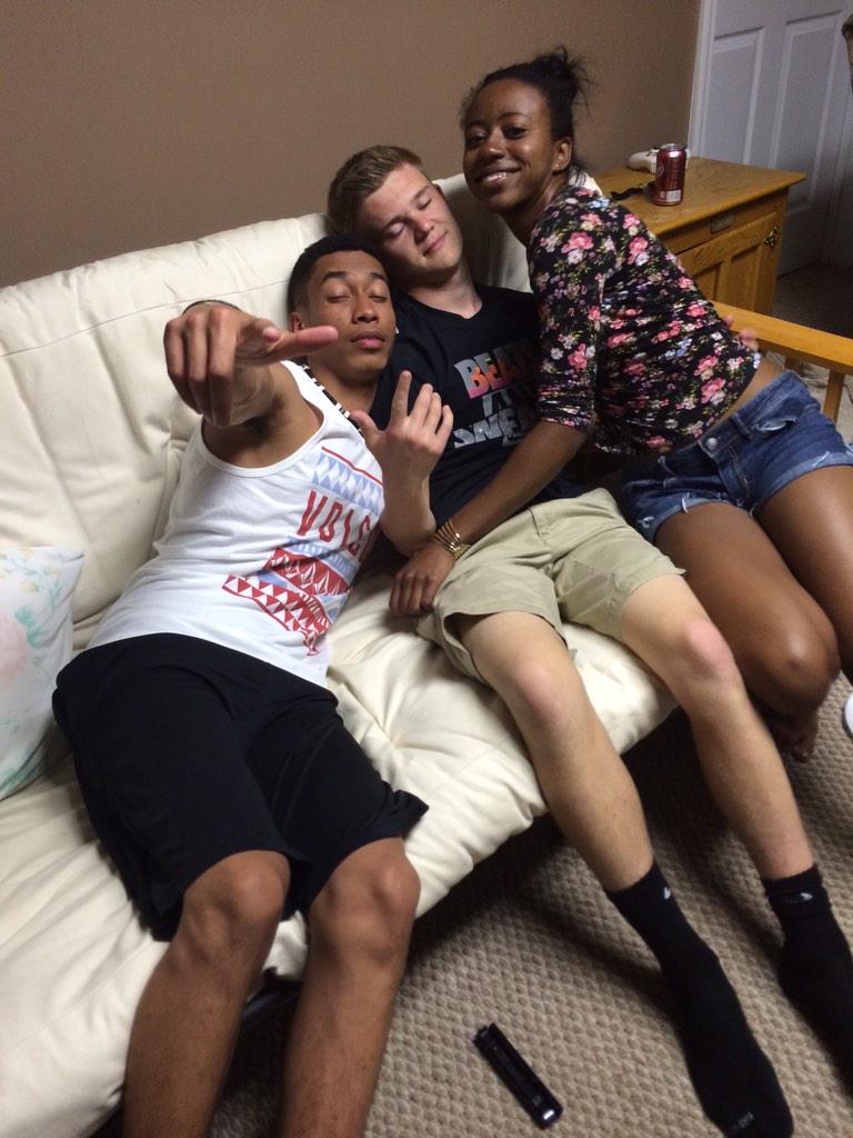 tylerbeaver's tweet photo. MLK died for this 😩😂 http://t.co/2Sj0aVk6HO