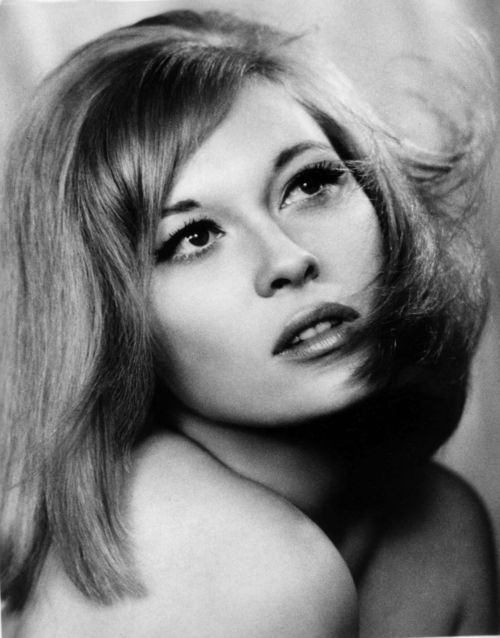 Recently saw \Network\. What a beauty. \" happy birthday to Faye Dunaway born jan 14 