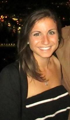 Happy birthday to the beautiful Elizabeth Harris! We hope your day has been lovely and everything you dreamed of!