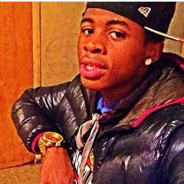 TraySko's tweet photo. Ain't Really Wanna Post Shit Still Tryna Grab Ahold Of Shit Cuz It's All Fck'd Up ... #RipBooda π http://t.co/5KnFcraIqY