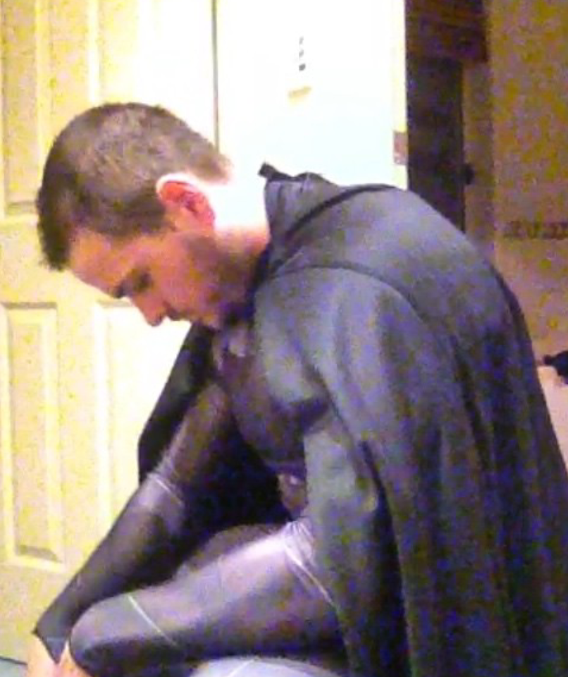 JARROD302's tweet photo. Sometimes you just gotta sit and think in your batsuit @DCComics  @ZackSnyder http://t.co/FOIdibdV6t