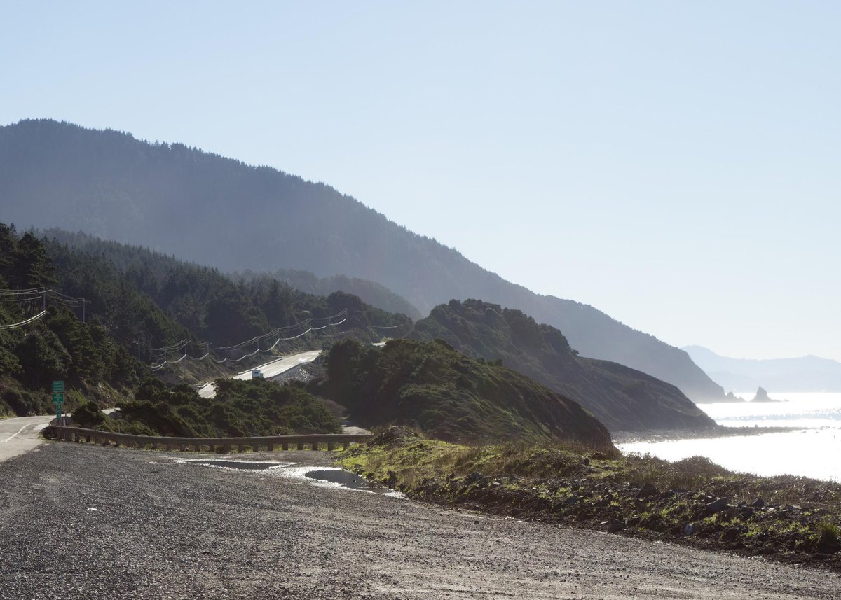 caitie's tweet photo. Route 101 #SEAtoSF http://t.co/5XKnk6zyvR