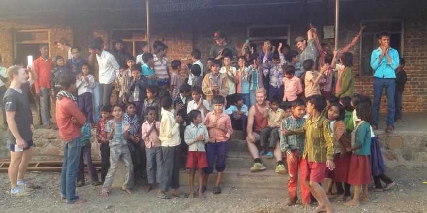 jamnyaproject's tweet photo. It's hard to say goodbye to such a great new family. The @Swinburne tradies &amp; @CERESGlobal farewell the Jamnya School http://t.co/2Kov6F77qC