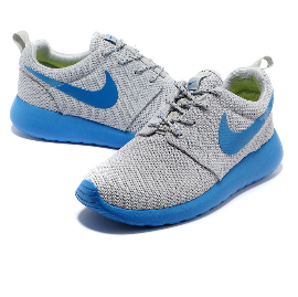 OnlineCamis's tweet photo. NIKE ROSHE RUN !! http://t.co/WQNPldODwV