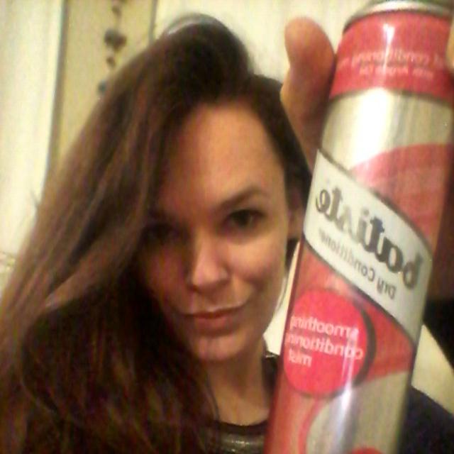 zichrini's tweet photo. It was worth waiting @BatisteHair - my goodie bag is here! #BatisteSOS http://t.co/72zhs7JjqK