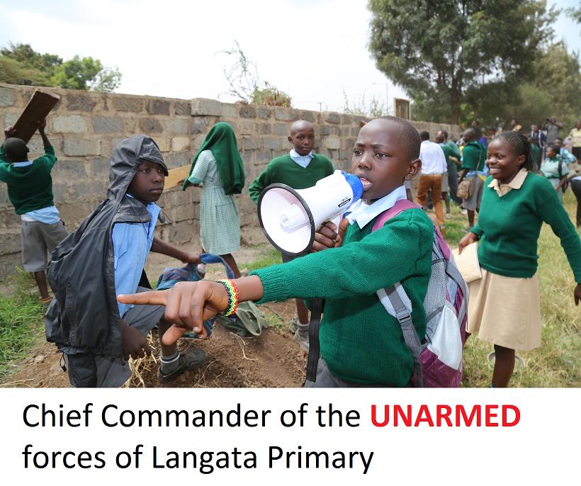 Moseax's tweet photo. I need 200 Retweets to compel @Larrymadowo to interview this UNArmed commander on the #TheTrend   #OccupyPlayGround http://t.co/KMhINmVnfQ