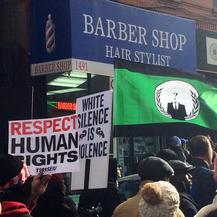 tommiesunshine's tweet photo. ✊🇺🇸 
#DREAM4JUSTICE 
#ReclaimMLK 
#BlackLivesMatter 
#ICantBreathe 
#MLKDayNYC 
@NYjusticeleague
@YourAnonNews http://t.co/HmG06shIb7