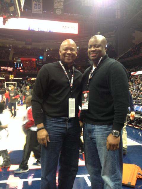 ronkinob's tweet photo. Enjoying MLK Day with my Son. #gohawks http://t.co/Z7Z898a2Qb