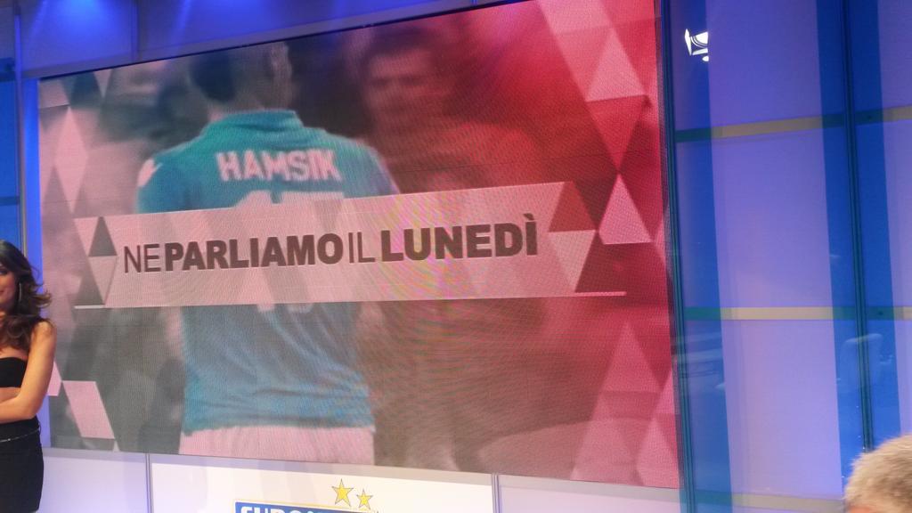 Partiamo con Ne Parliamo il lunedì <a href="/canale8napoli/">mpdpdpd</a> <a href="/saviopanico/">savio panico</a> @SilverMele <a href="/Ricrom_ricrom/">Riccardo Romano</a> <a href="/turi_roma/">turi romano</a> <a href="/barbaradipalma/">barbara di palma</a>