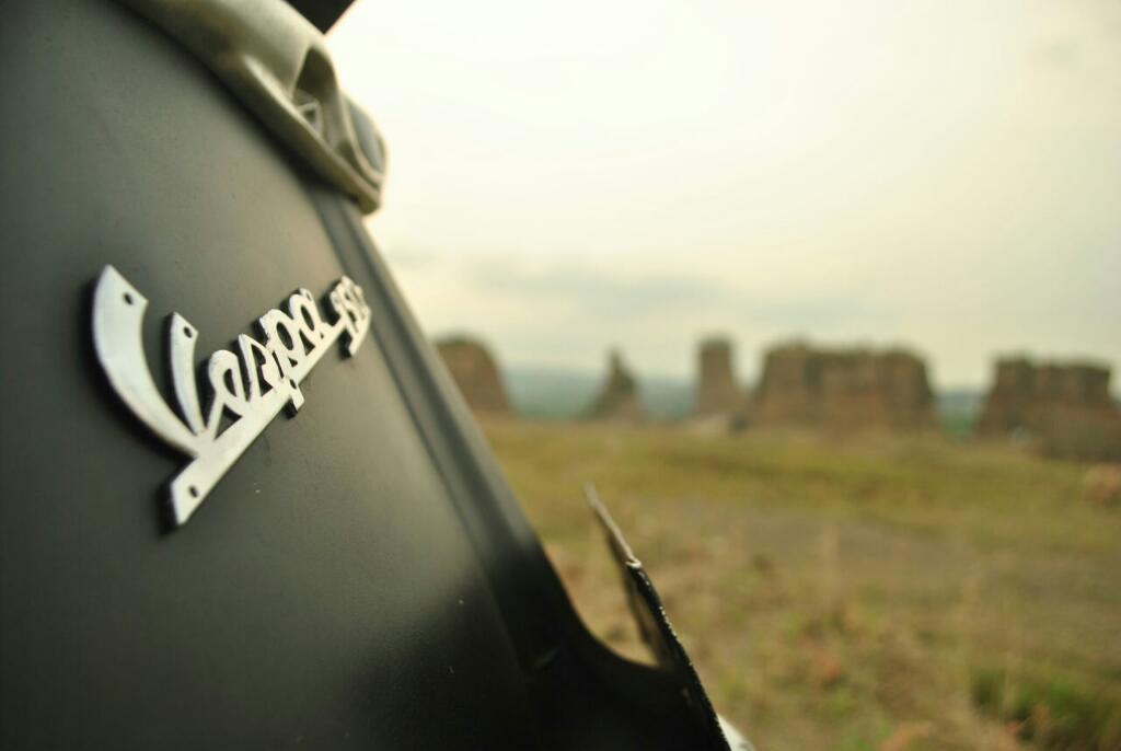 wisatasemarang's tweet image. #smgfoto @portrayal18: Seolah-olah,, #myscoot #Browncanyon #semarang