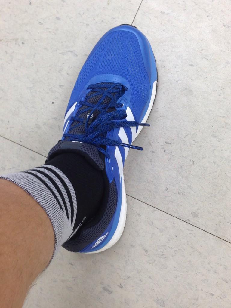 RickSoReal's tweet image. Lost baggage has me like #teamadidas #caf #AfricaCupOfNations