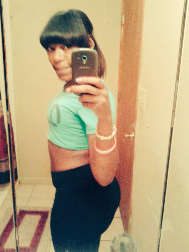 denishabost2425's tweet photo. Loving me♡ http://t.co/raBYlj0IUr