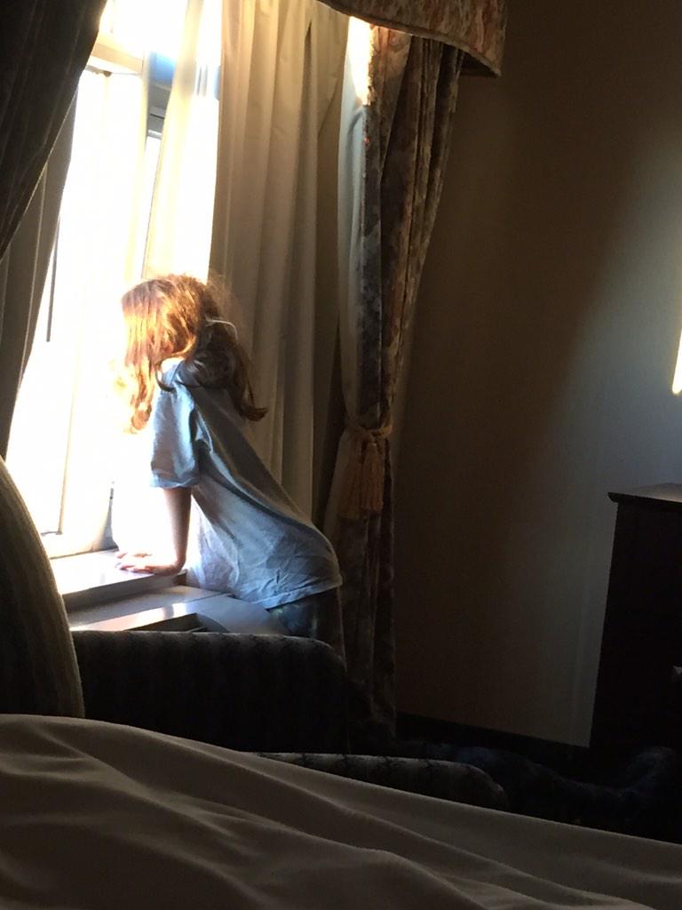 AnneTasch's tweet photo. Hotel Happy Mornings http://t.co/Cn1CCvjpgx