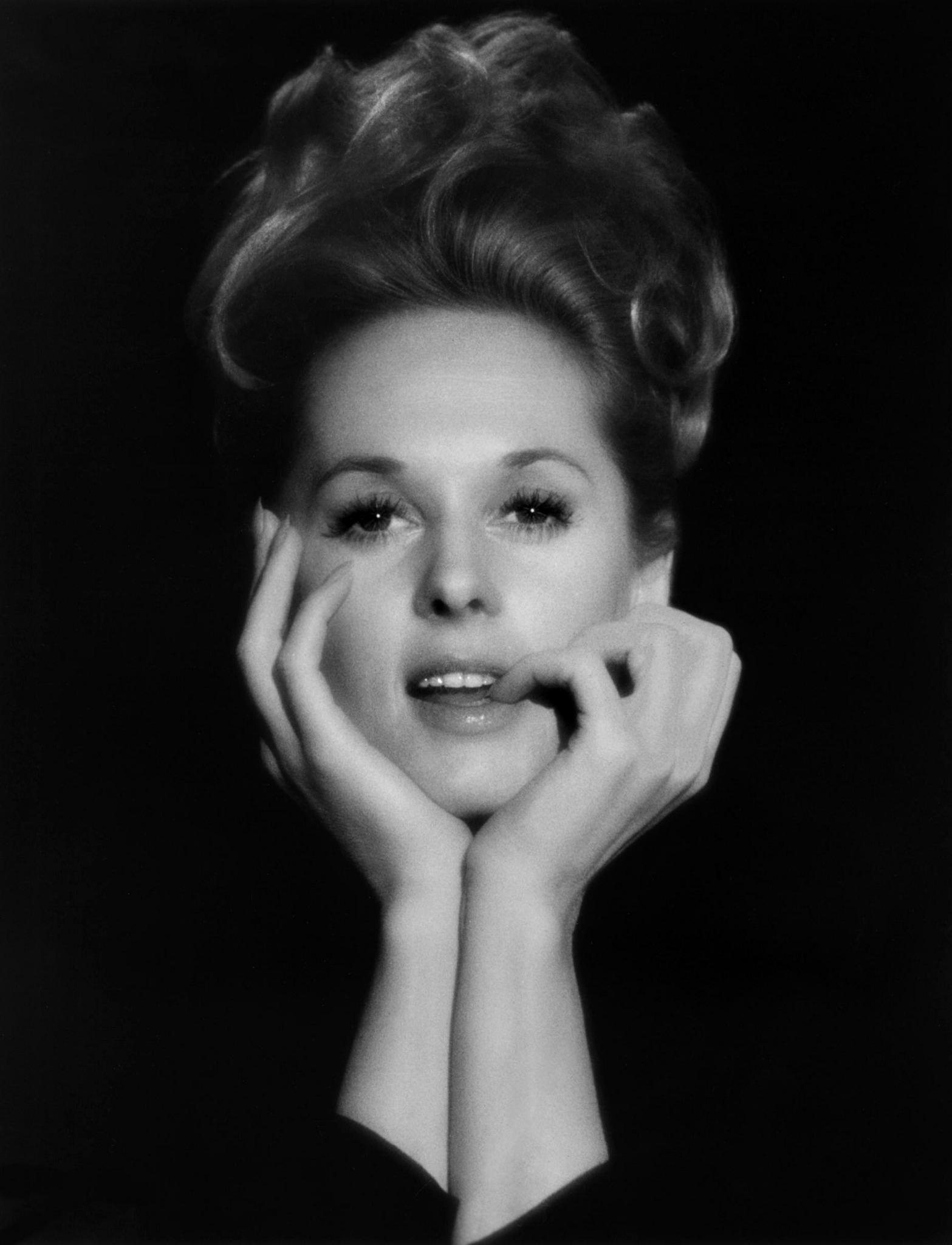 Happy birthday, Tippi Hedren! 