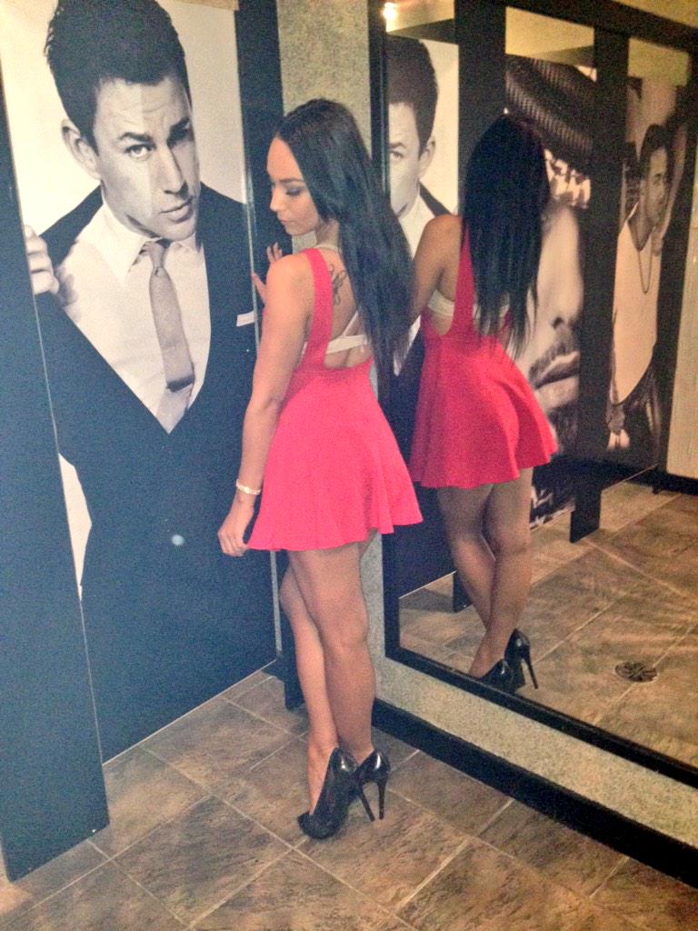 Anastasia_lalaa's tweet photo. #Modanightclub http://t.co/E9lyGUDSBr
