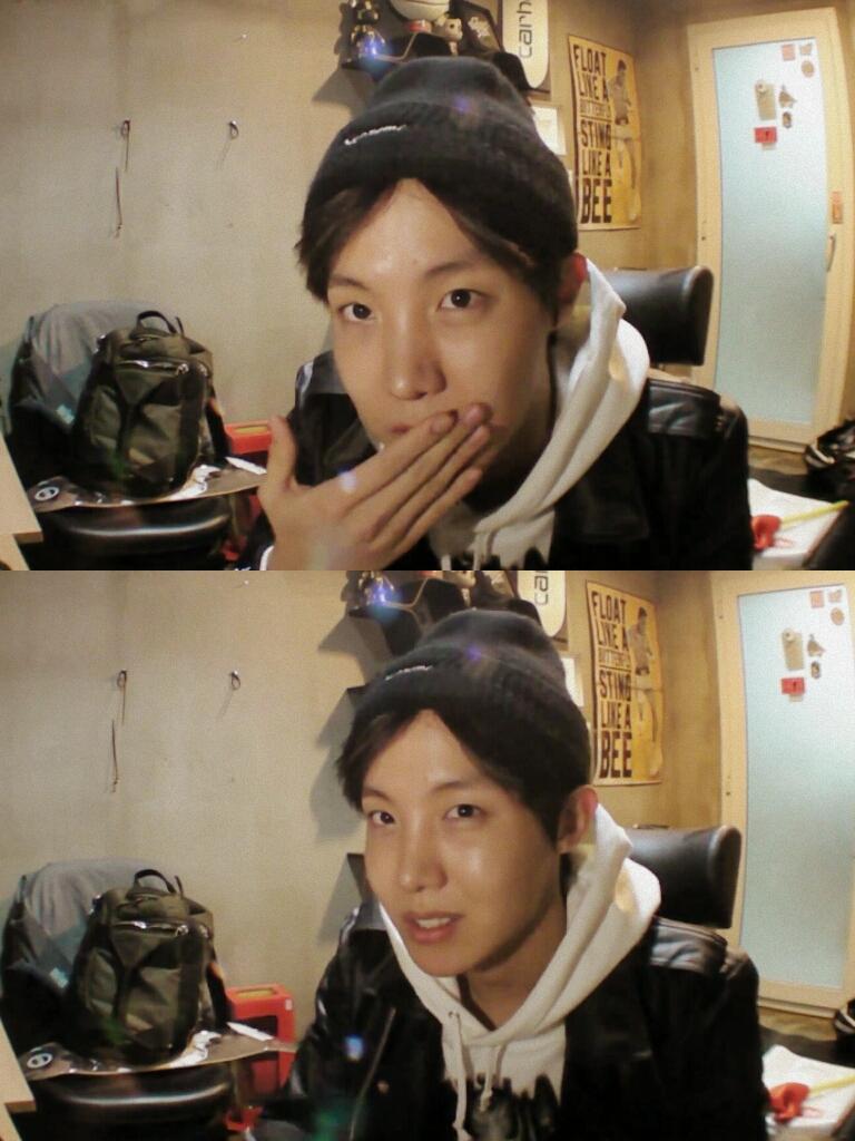 VHOPE_PH's tweet photo. GOOD MORNING!!! HAVE A NICE DAY!!
#selca #nomakeup #nofilter #im_J_hope #im_perfect #im_handsome ;) http://t.co/uIOWQcfXFo