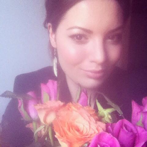 Alisa92Doerr's tweet photo. #Iloveflowers 💜💜💜 http://t.co/xJN1snIh6n