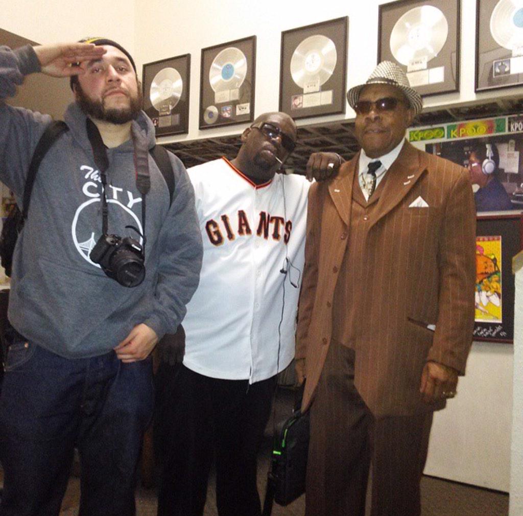 DaCottonPickas's tweet photo. Fleetwood w/ Bishop Williams, Sawanya and AD at #KPOO 89.5 in San Francisco. Donate now at http://t.co/URblEgLdLc http://t.co/mzQMpiDNjM