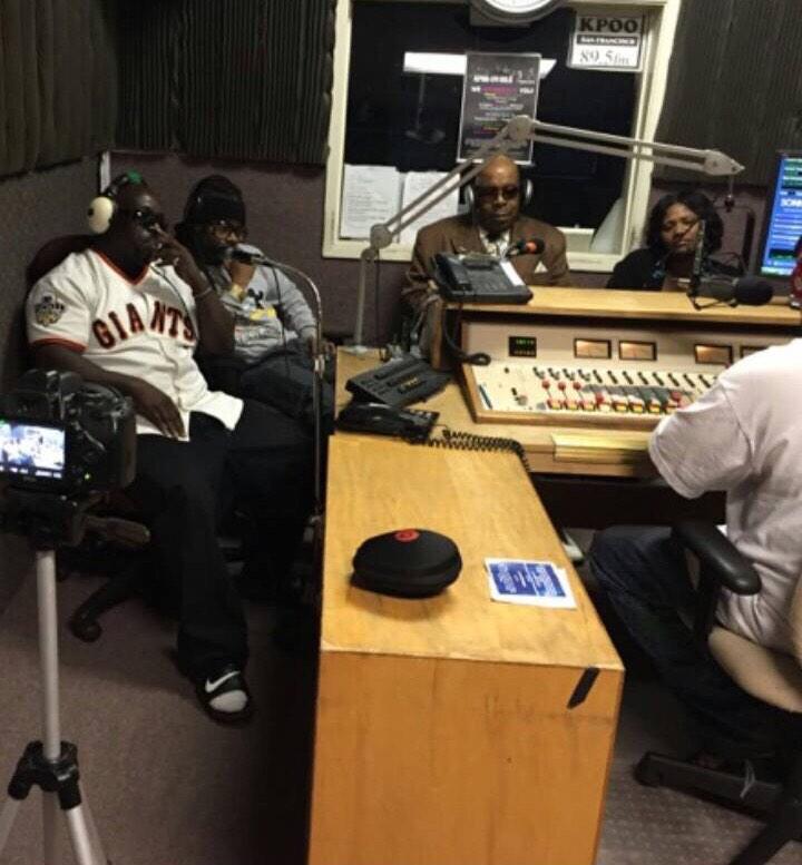 DaCottonPickas's tweet photo. Fleetwood w/ Bishop Williams, Sawanya and AD at #KPOO 89.5 in San Francisco. Donate now at http://t.co/URblEgLdLc http://t.co/mzQMpiDNjM