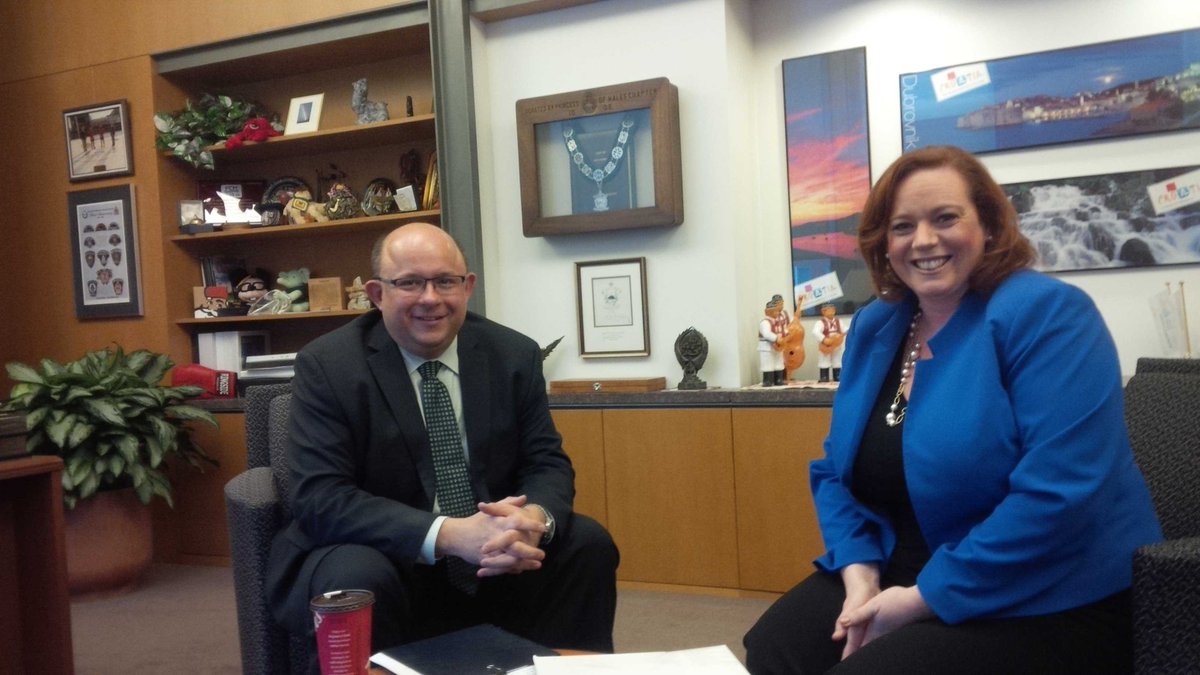 berryonline's tweet photo. Great mtg today with @MacLeodLisa talking abt her leadership race &amp; issues important to @CityKitchener and ON cities! http://t.co/CU1VNoZ4KK