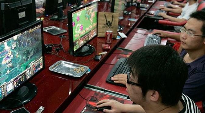 3 Hari Non-stop Main Game, Pria Ini Tewas di Depan PC bit.ly/1zswCpV