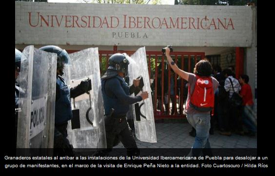 Protesta la Iberoamericana por intervención de #policía en #Puebla ->  lajor.mx/1CIPqzi