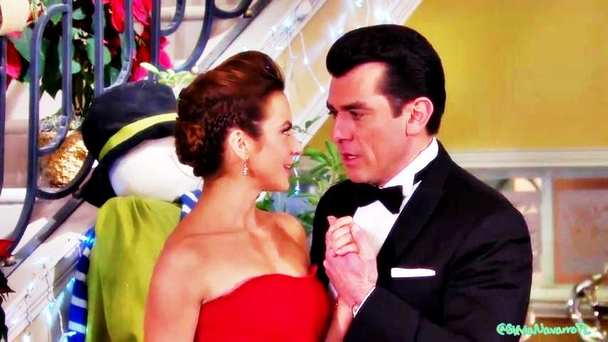SilviaNavarroPL's tweet photo. La mujer más hermosa del universo 😍😍 #AnaLeal @SilvNavarro | #FerAna @JorgeSalinasMex | #MiCorazonEsTuyo #Cap133 http://t.co/CZ2y8R98yb