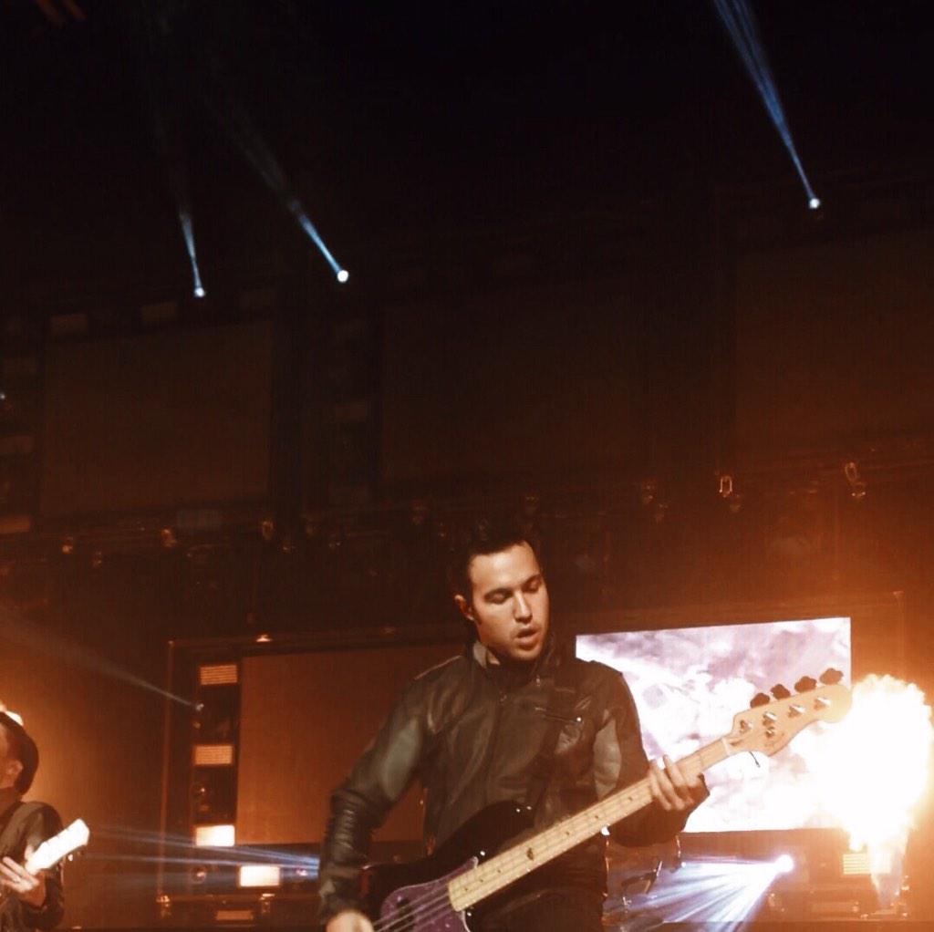 ParamoreEh's tweet photo. Happy album release day for @falloutboy! Check out new #MONUMENTOUR photos on Instagram! http://t.co/tRlZ1vVvRz http://t.co/altPkZgREM